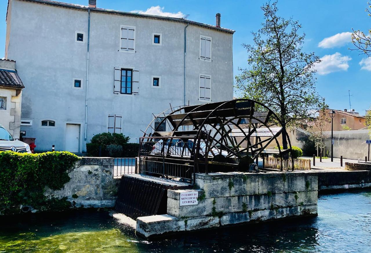 Quai Du Felibre Lejlighed LʼIsle-sur-la-Sorgue Eksteriør billede
